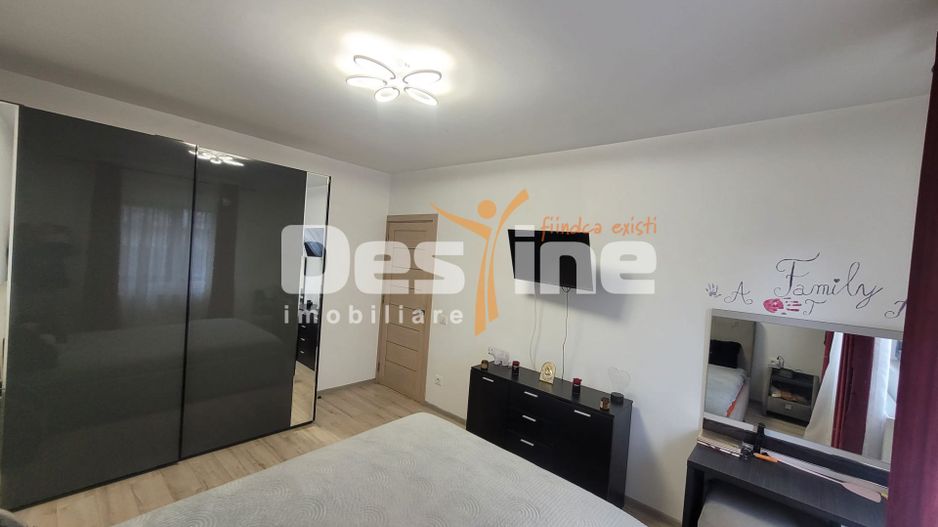 Casă LUNCA CETĂȚUII, 3 camere, decomandat, 82 mp, mansardă + parcare - Poză 8