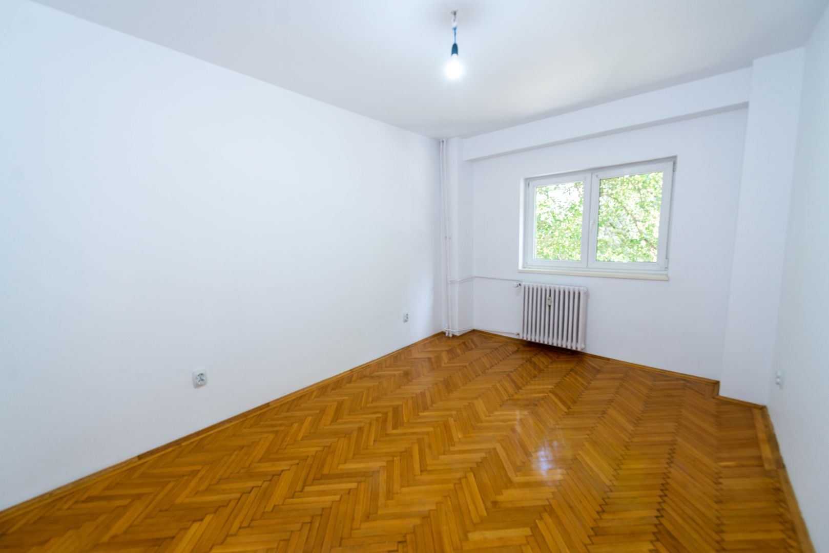 Apartament 3 camere decomandat, 88 mp, an 1982, Piata 1 Mai, Victoriei - Poză 9
