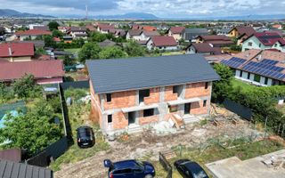CASA  5 CAMERE IZVOR-TARLUNGENI - Poză 22