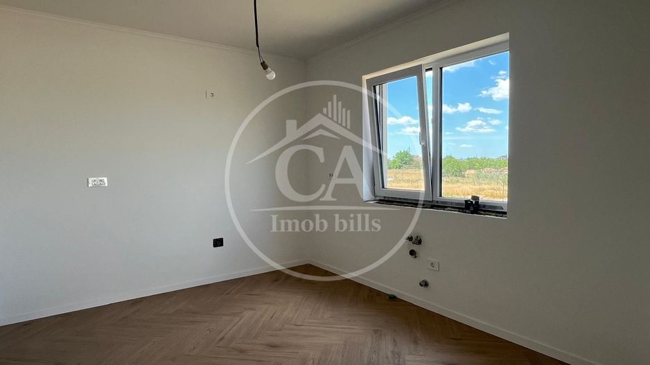 Casă de vânzare cu 4 camere în Santandrei , Bihor - Poză 12