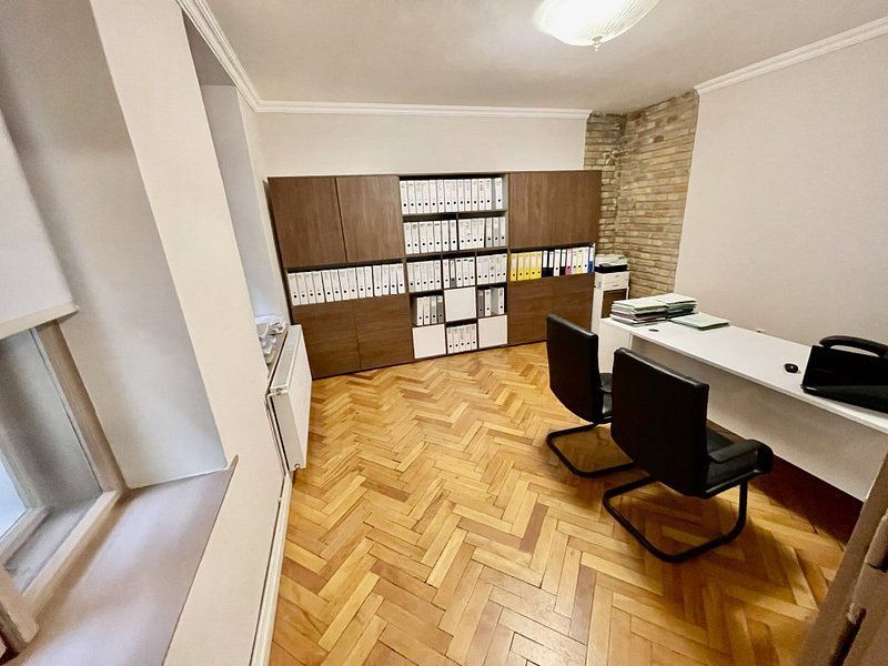 Birou in Piata Unirii - Poză 2