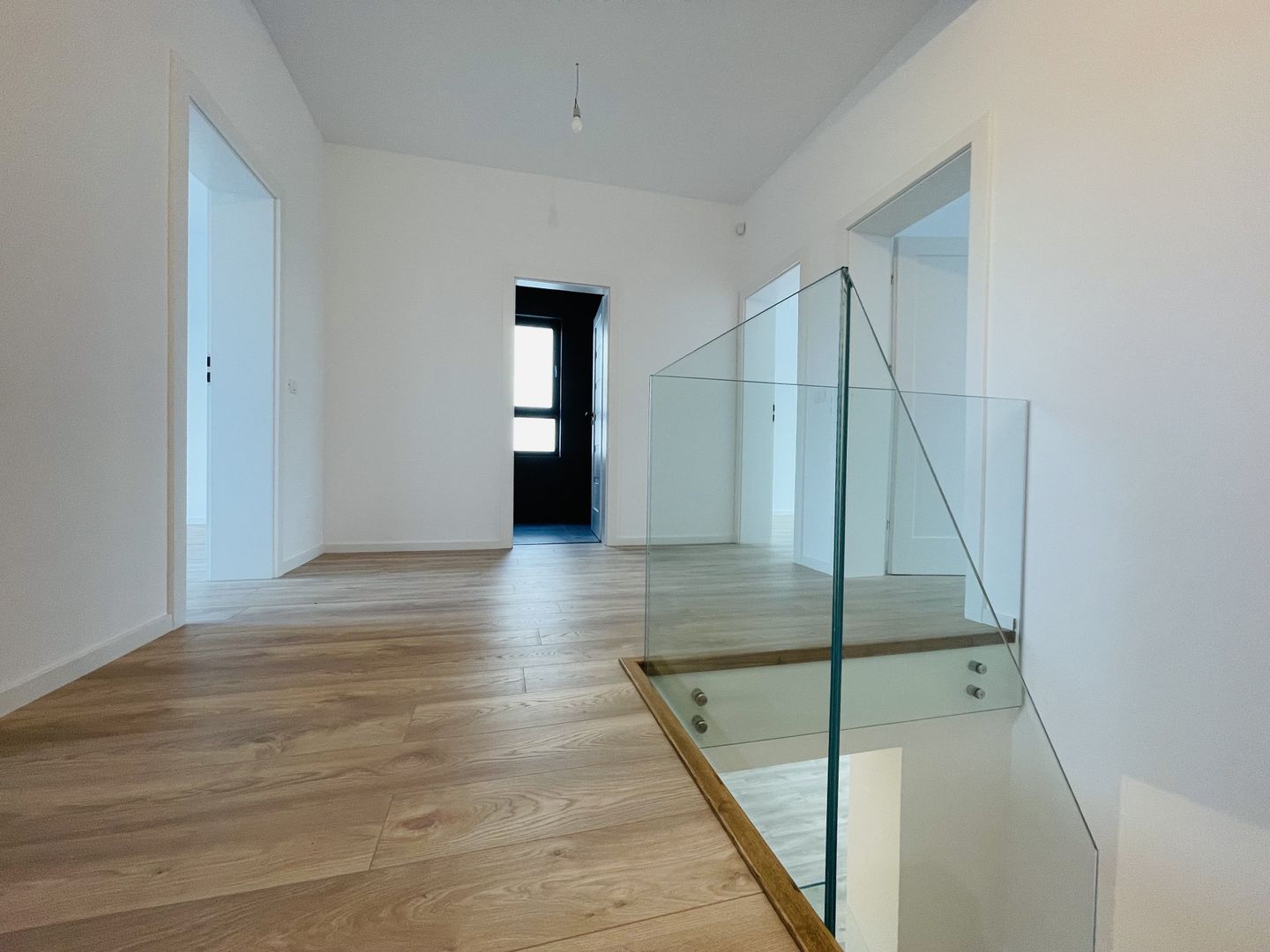 Duplex Ultramodern, impecabil executat | 4 dormitoare & 2 terase - Poză 39