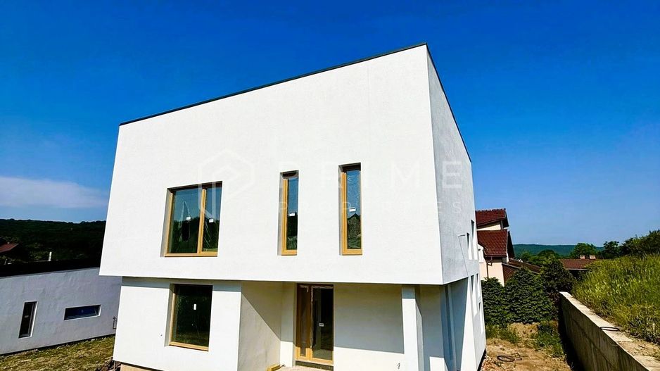 Casă nouă cu arhitectură mediteraneană | Semifinisată | 150 mp utili - Poză 3