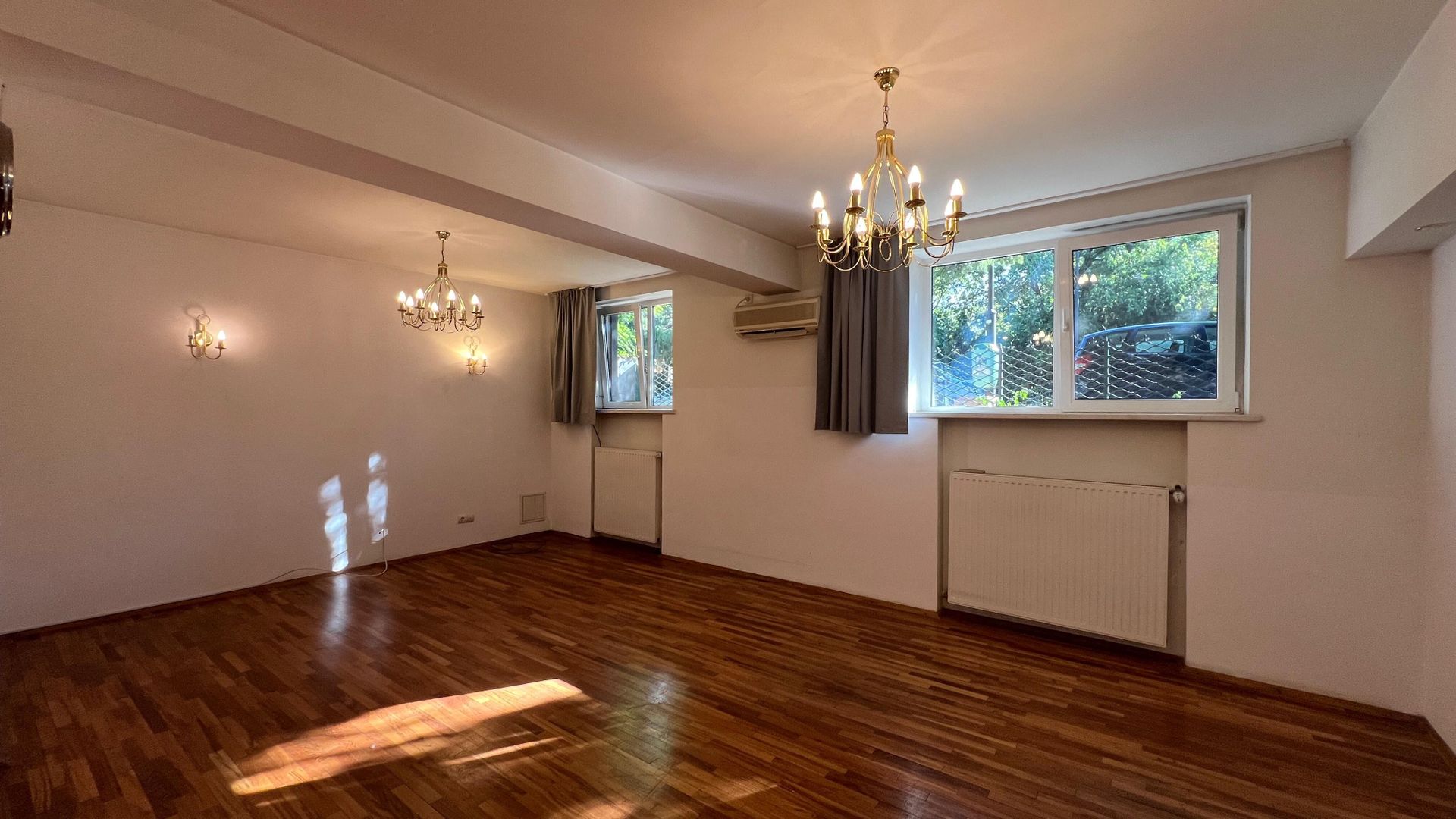 5 camere in vila | Aviatorilor - Poză 1