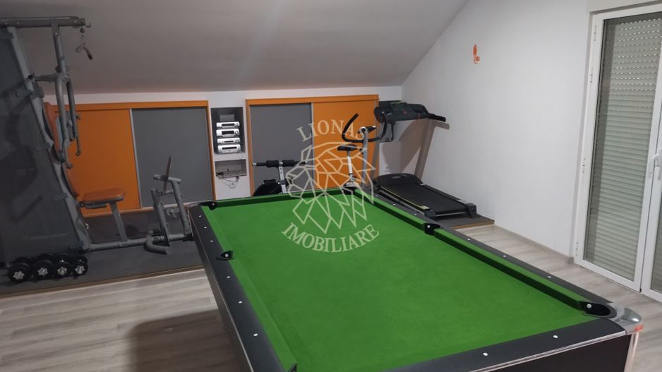 Casa de Lux 7 camere-270 mp-curte amenajata-teren 2312 mp-Salva - Poză 8