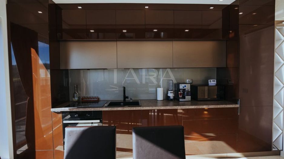 Penthouse de lux cu living open space și bucătărie – Baciu - Poză 2