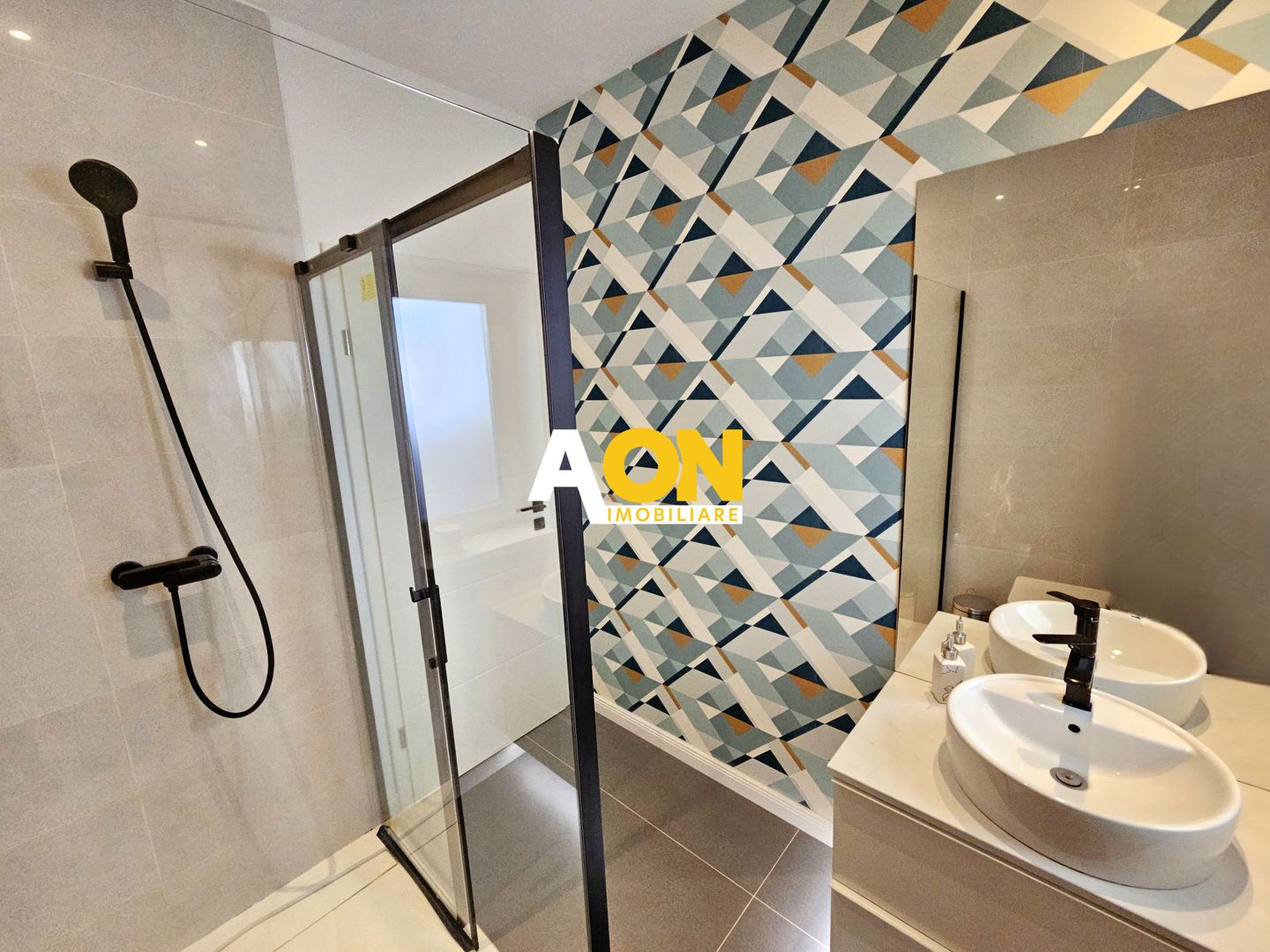 Casa 4 camere, mobilata, utilata, 414 mp teren, cu garaj, Cetate - Poză 15