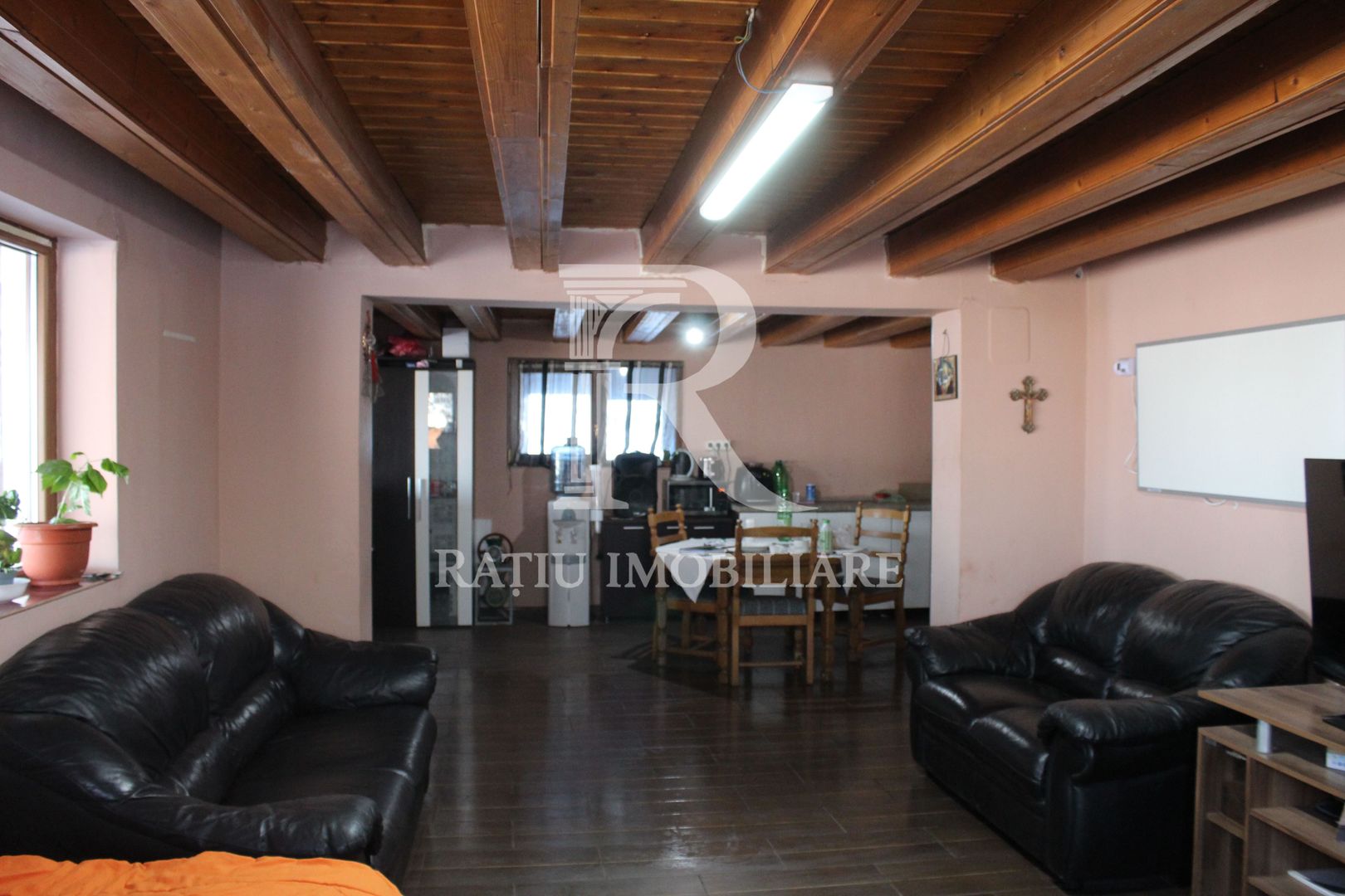 Proprietate rară | 4458 mp teren intravilan | Casă solidă, natură, liniște totală. | Bratca, Bihor. - Poză 8