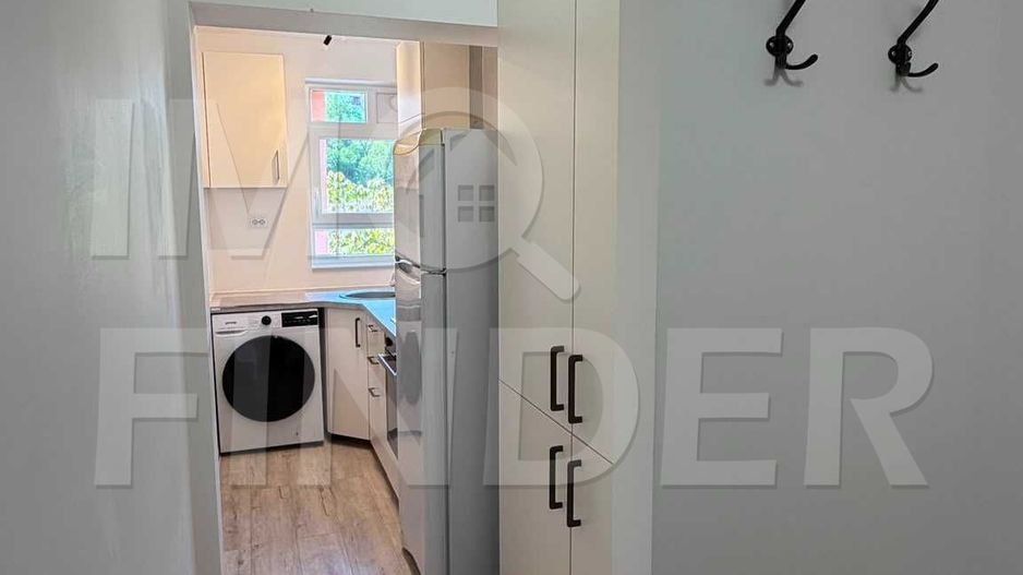 2 Camere Renovat Decomandat Plopilor - Poză 2