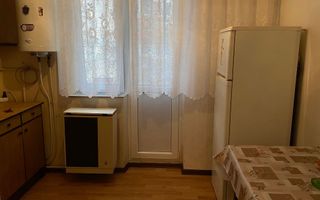 BRASADAS vinde garsoniera 36mp pe Ostrovului la etajul 3. - Poză 2