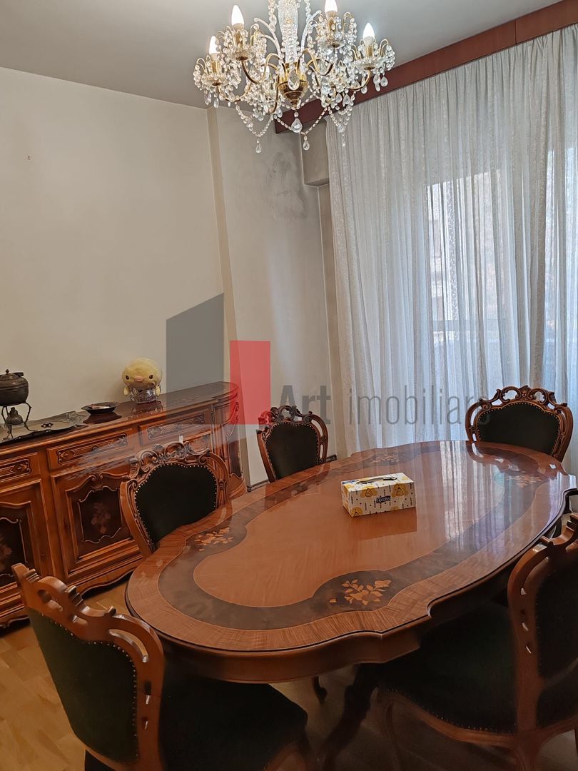Apartament 4 camere cu centrală - Vasile Lascar - Poză 9