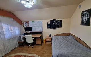 Casa - Vila - Ocnele Mari - Poză 27