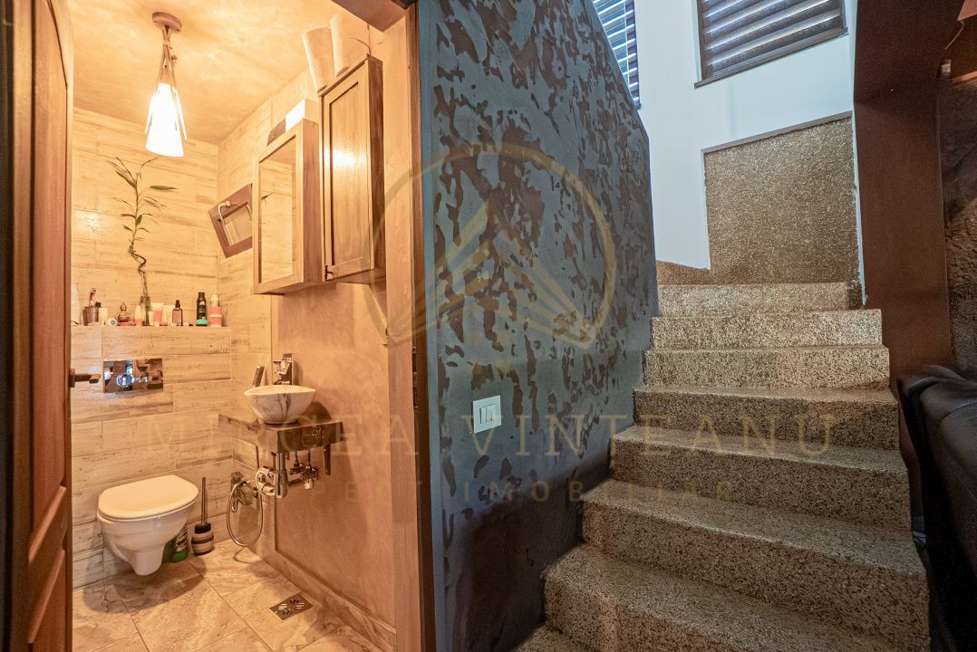 Casa P+1E de vanzare in Mamaia - Tabara Navodari - Poză 14