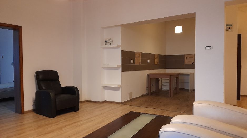 Apart.ultracentral 2 cam.et.1, pe str.Evreilor Deportati 64, Oradea - Poză 4