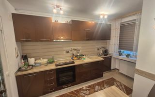 Vand apartament in centru - Poză 10