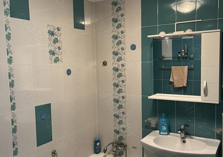 Apartament de patru camere Piața Rosetti - Poză 2