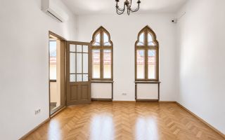 Spațiu Comercial | Centru | 3 Camere | 100 mp | Etaj 500/ Mansarda 400 - Poză 3
