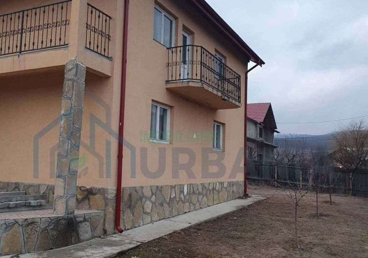 Vând casă și teren - Poză 2