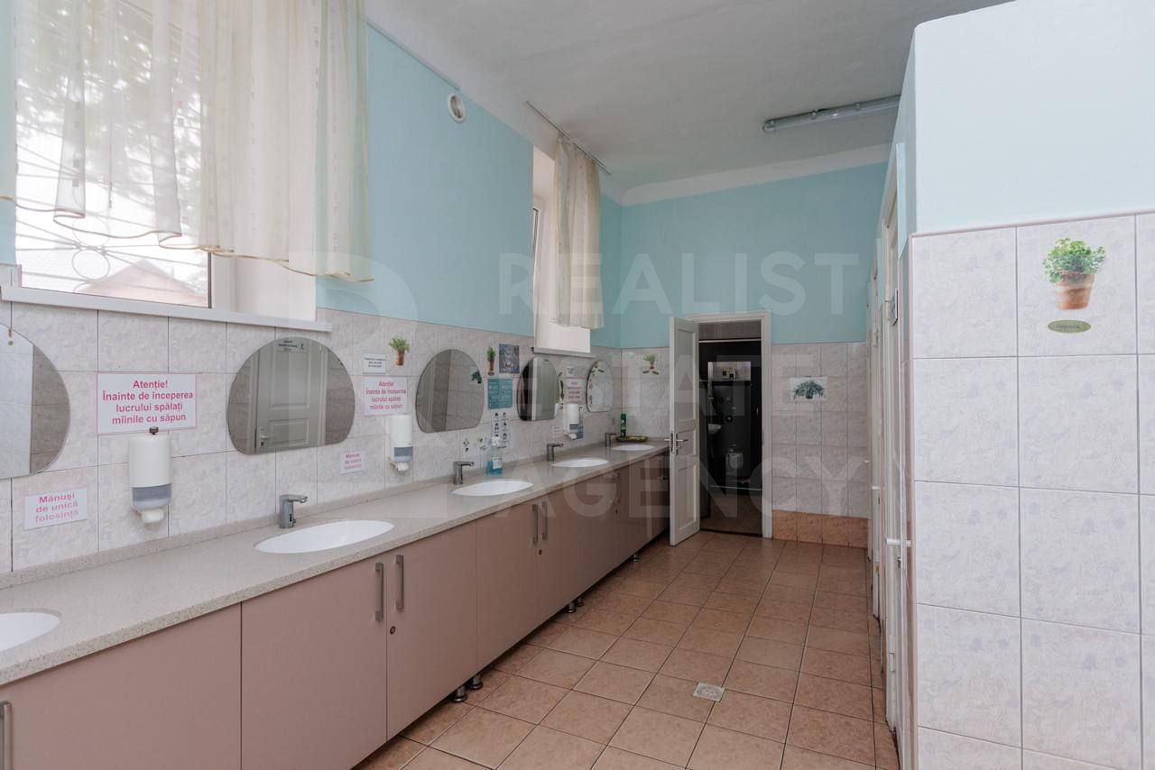 Vânzare, spațiu de producere, 1340 mp, Ungheni - Poză 9