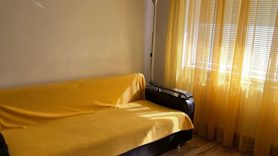 Inchiriezi apartament 2 camere Lunca - Poză 2