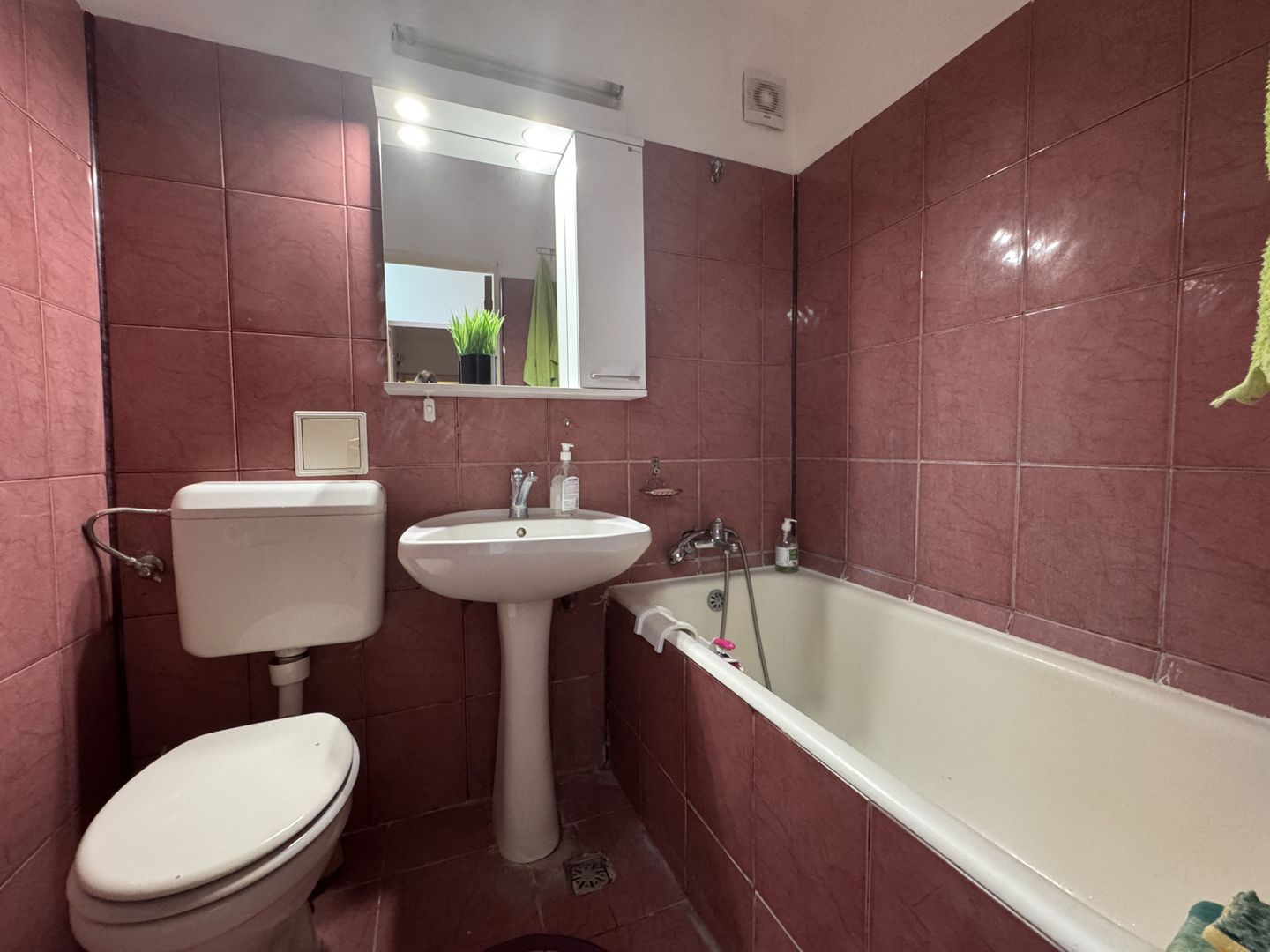 APARTAMENT 4 CAMERE | DECOMANDAT | DOMENII - Poză 7