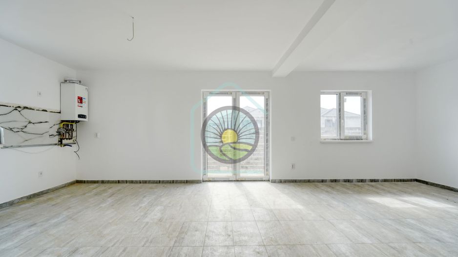 CASA  5 CAMERE IZVOR-TARLUNGENI - Poză 3