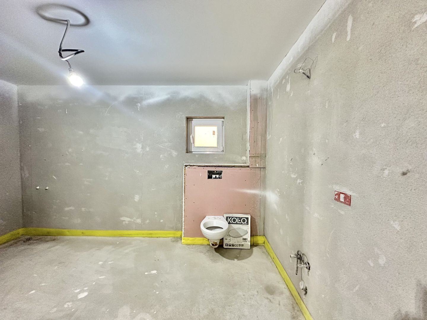 Casă individuală de vanzare  cu garaj și curte proprie – Hălchiu - Poză 6