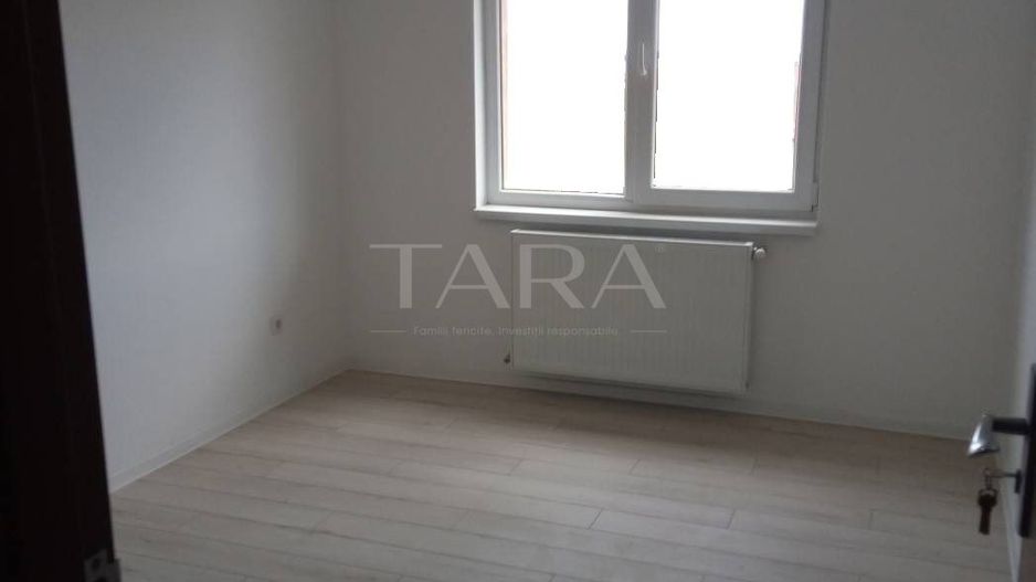 Apartament 3 camere, Floresti - Poză 3