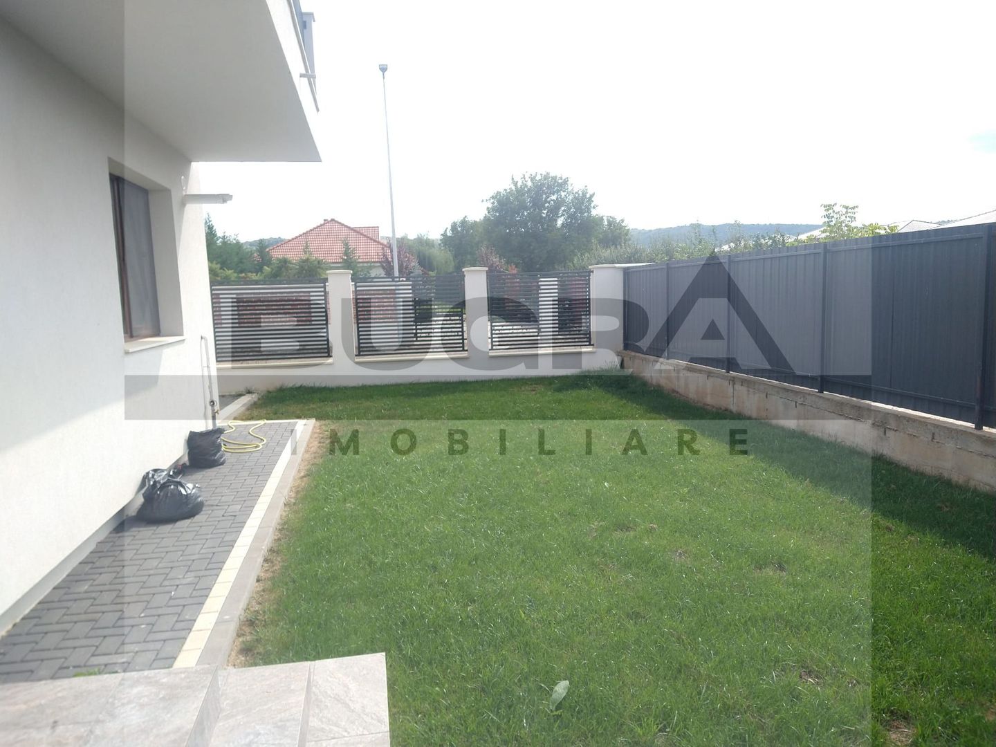 Duplex finisat modern de 120mp, curte 250mp, 2 parcari, zona Terra - Poză 19