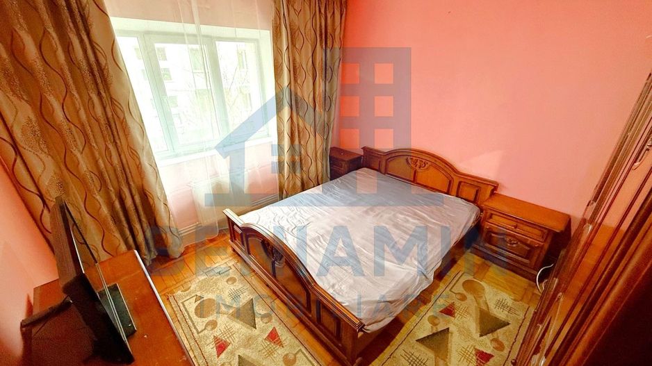 2 camere - etaj 1 - 50 mp - centrala proprie - 1981 - Florilor - Poză 1