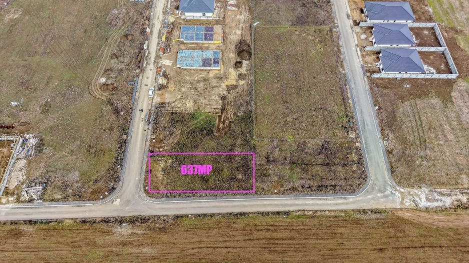 Teren 637 mp | 2 fronturi stradale | Cartier Via Carmina - Poză 1