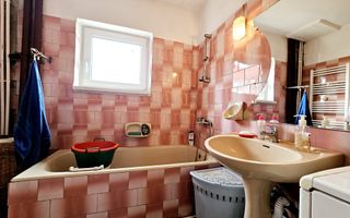 Casa individuala cu 5 camere de vanzare. - Poză 5