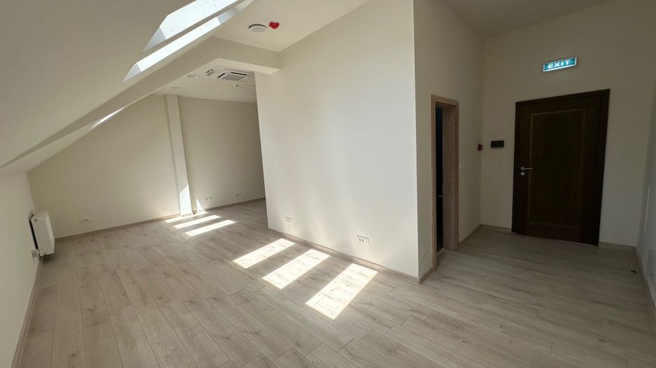 Saptii de birouri Ultracentral suprafețe de la 28 - 940 mp - Poză 20