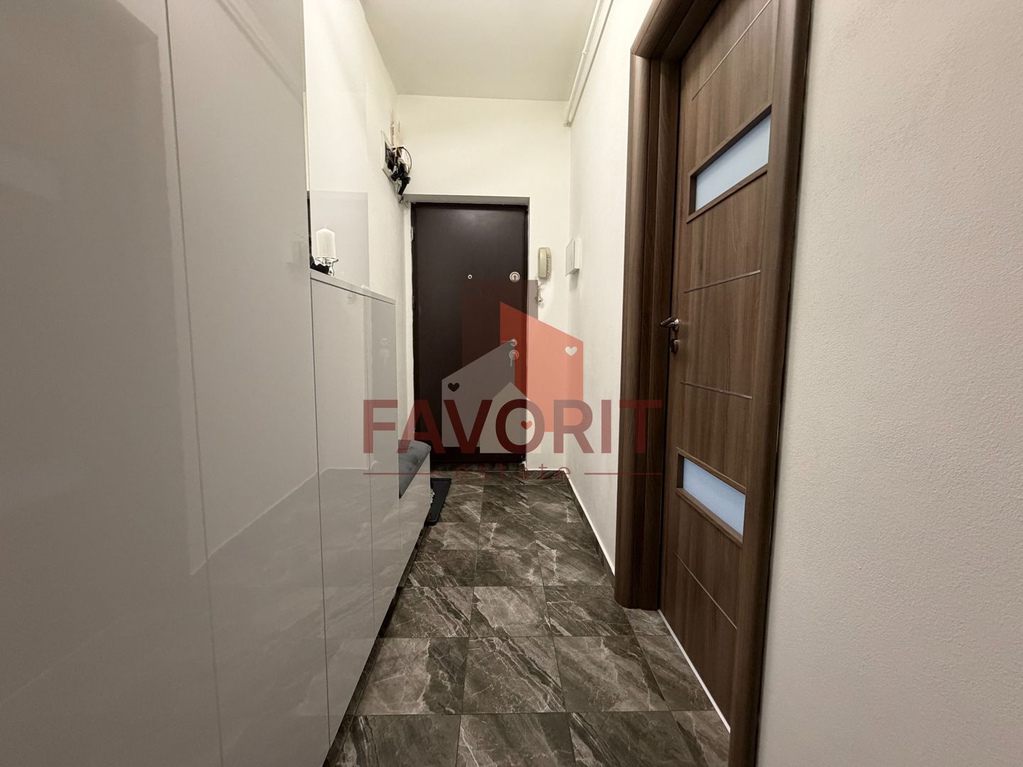 3 camere | Iulius Town | renovat | centrala proprie | mobilat | - Poză 9