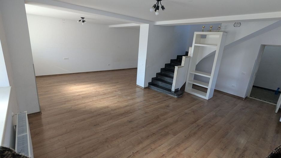 Vila eleganta de inchiriat pe Bd. Marasesti - Poză 1