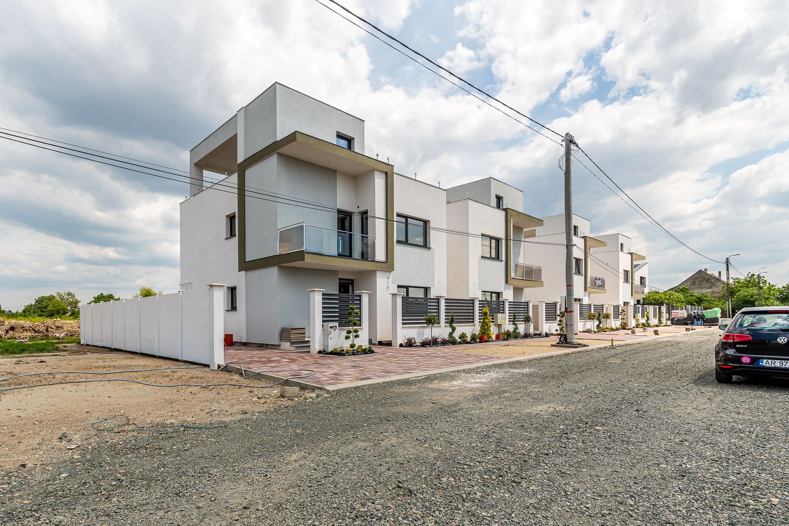 Casă nouă 2025 cu terasă rooftop – 5 camere, design modern, în Gai - Poză 1