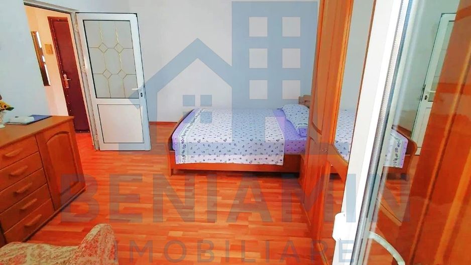 Apartament 2 camere-Decomandat-Spitalul Judetean-69mp-Spatios-Luminos - Poză 5
