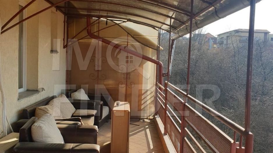 Vanzare 3 camere pe 2 etaje, 90 mp plus 30 mp terasa - Poză 6