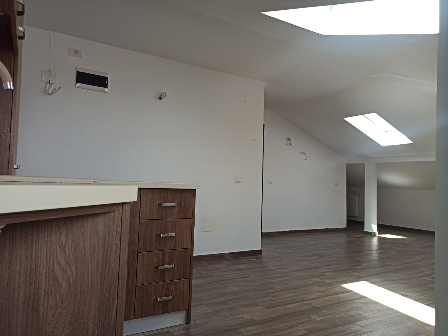 2cam.studio-mansarda-87mp/15min metrou D.Leonida - Poză 4