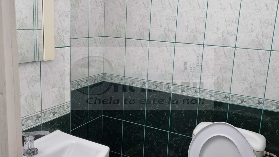 Inchiriere apartament 4 camere Nicolina - 690 euro - Poză 7