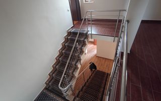 Vila spatioasa Pipera | Garaj, curte mare, 4 parcari | Iancu Nicolae - Poză 10