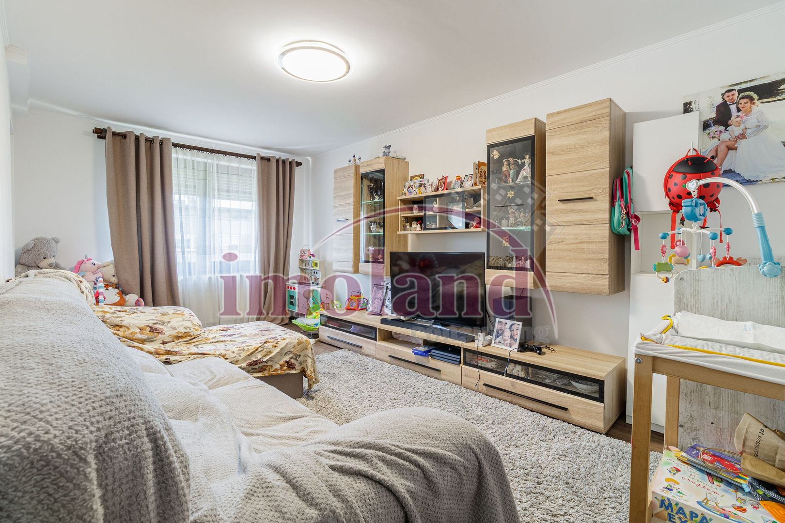 Apartament - 3 camere cu centrala proprie - Vanzare - Pta Rahova - Poză 1