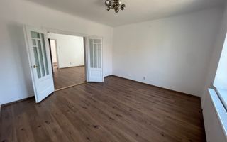 De vanzare casa renovata- 2 cladiri- Zona Moldoveanu-- 400 mp utili - Poză 7