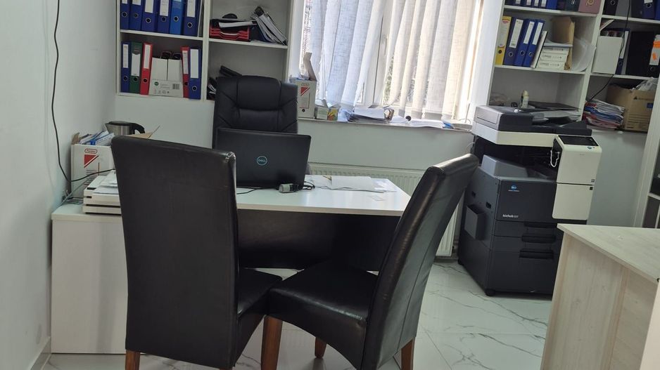 BRASADAS vinde Spatiu birou/apartament luceul Economic. - Poză 3