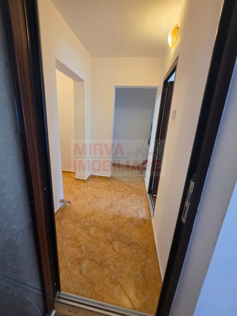 Apartament 2 camere de inchiriat – zona Republicii, mobilat si utilat - Poză 3