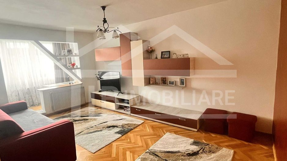 Apartament cu 3 camere, 65 mp, Zona Fortuna - Poză 1
