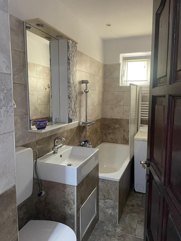 Ap 2 cam zona Circumvalatiunii Bloc anvelopat - Poză 7