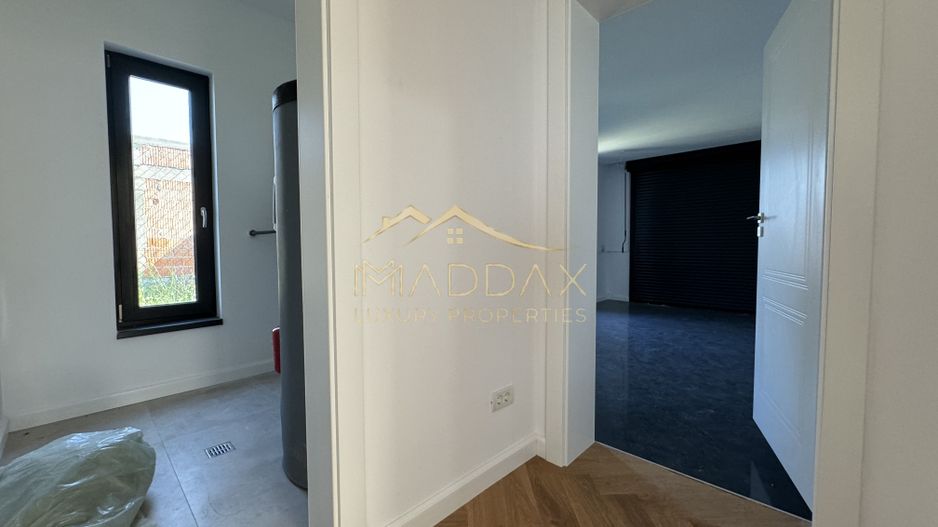 Vila LUX***Panouri fotovoltaice***Lake view//Laguna Albastra/Corbeanca - Poză 26