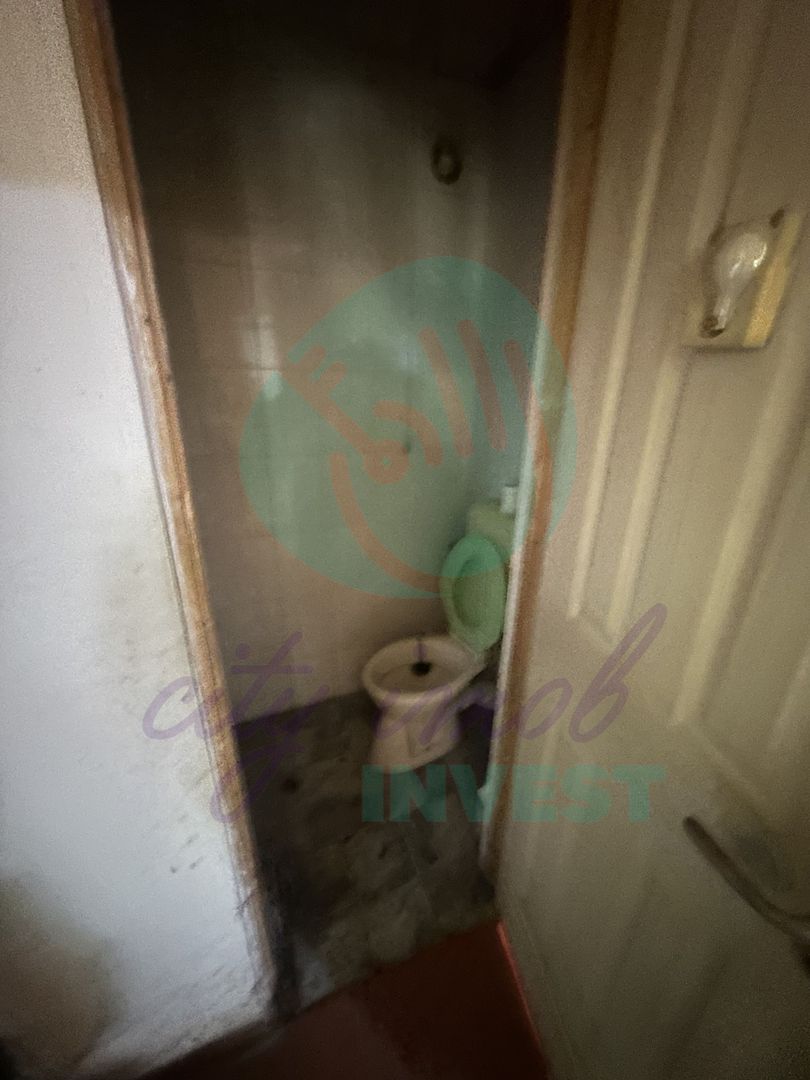 Casuta batraneasca cu teren 184 mp de inchiriat - Poză 13
