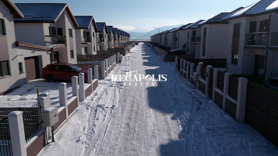 BRASOV  Casa Tip Duplex  în Cartierul izvor / Intabulata - Poză 1